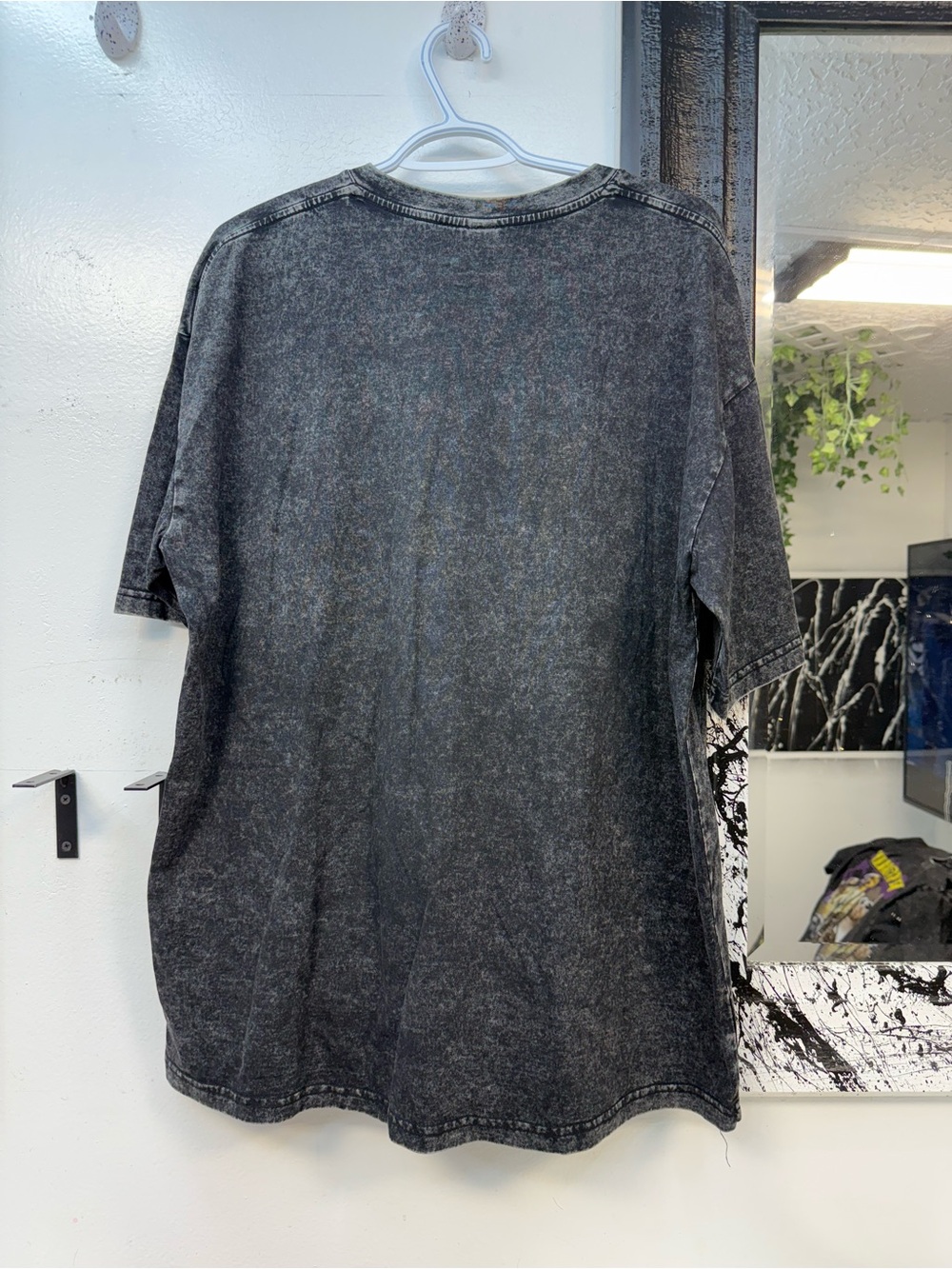 Avril Lavigne Graphic Band Acid Wash T-shirt - Picture 3 of 4